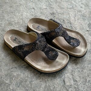 MEPHISTO Women’s Thong Sandals-size 36